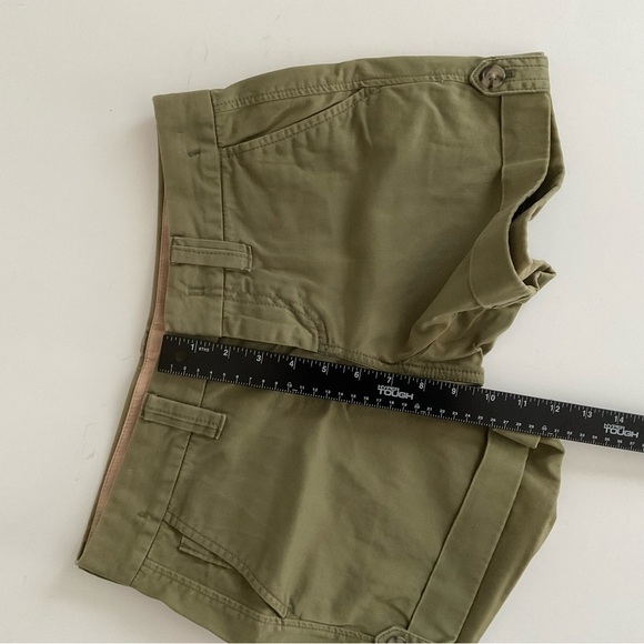 Banana Republic Roll Up Chino Short Sz 0 Olive Green Weekender Preppy - Picture 5 of 12
